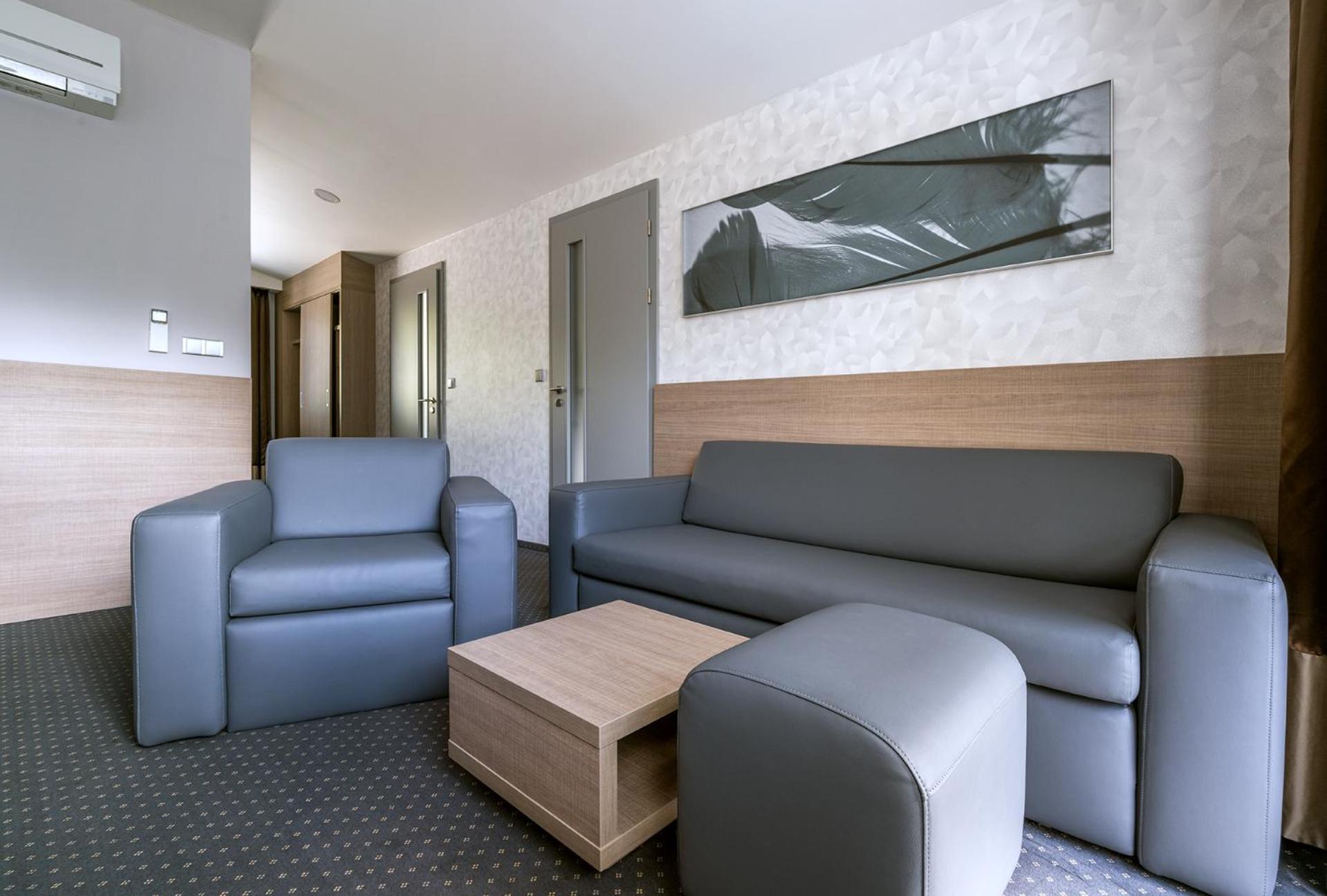 Hotel Jezerka Sec Exterior photo
